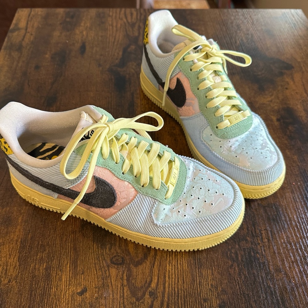 Nike Air Force 1- excellent condition. HARD TO FIND